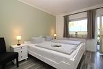 Schlafzimmer - Appartementanlage Zaunkönig Fewo 6 - Top-Hundeurlaub
