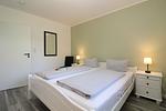 Schlafzimmer - Appartementanlage Zaunkönig Fewo 6 - Top-Hundeurlaub