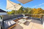 Balkon mit Sonnenschirm - Wohnung 20 - Top-Hundeurlaub