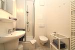 Badezimmer - Appartementanlage Strandjuwel Fewo 215 - Top-Hundeurlaub
