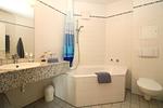Badezimmer - Appartementanlage Strandjuwel Fewo 209 - Top-Hundeurlaub