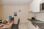 Küche / Küchenzeile - Appartementanlage Strandjuwel Fewo 220 - Top-Hundeurlaub