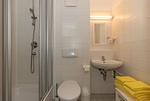 Badezimmer - Appartementanlage Strandjuwel Fewo 248 - Top-Hundeurlaub