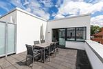 Dachterrasse mit Zugang zum Wohn-/Essbereich - Aparthotel Ostseeallee 5-46 - Top-Hundeurlaub