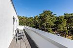 Dachterrasse "2" mit Bestuhlung - Aparthotel Ostseeallee 5-46 - Top-Hundeurlaub