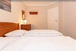 Schlafzimmer - Appartementanlage Strandjuwel Fewo 247 - Top-Hundeurlaub