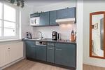 Küche / Küchenzeile - Appartementanlage Strandjuwel Fewo 244 - Top-Hundeurlaub