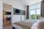 Schlafzimmer - Westside Arthotel Apartment 104 - Top-Hundeurlaub