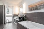 Bad mit Wanne - Villa Bernstein WE 15 - Top-Hundeurlaub