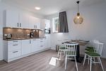 Küche / Küchenzeile - Westside Arthotel Apartment 121 - Top-Hundeurlaub