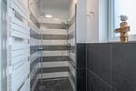 Badezimmer - Westside Arthotel Apartment 121 - Top-Hundeurlaub