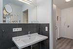 Badezimmer - Westside Arthotel Apartment 121 - Top-Hundeurlaub