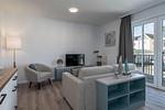 Wohnzimmer - Westside Arthotel Apartment 120 - Top-Hundeurlaub
