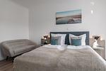 Schlafzimmer - Westside Arthotel Apartment 120 - Top-Hundeurlaub