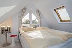 Schlafzimmer im offenen Spitzboden - Doppelhaushälfte "Am Krug" - Top-Hundeurlaub