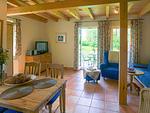 Wohnzimmer - Ferienpark Seepferdchen, Haus Zingst 5a - Top-Hundeurlaub