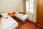 Schlafzimmer - Ferienpark Seepferdchen, Haus Zingst 5a - Top-Hundeurlaub