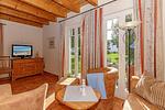 Wohnzimmer - Ferienpark Seepferdchen, Haus Zingst 15a - Top-Hundeurlaub