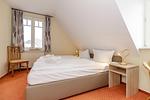Schlafzimmer - Ferienpark Seepferdchen, Haus Zingst 15a - Top-Hundeurlaub