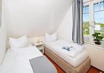 Schlafzimmer - Ferienpark Seepferdchen, Haus Zingst 16a - Top-Hundeurlaub
