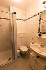 Badezimmer - Ferienwohnung Dat Ferienhus Norddeich Whg. 3 - Top-Hundeurlaub