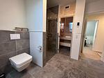 Modernes Badezimmer mit Dusche und Sauna - Ferienhaus Leo - Top-Hundeurlaub
