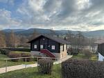 Blick von der Straße - Haus 23 Seeblick Fewo oben mit Dachgeschoss - Top-Hundeurlaub