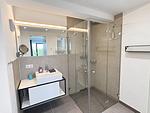 Badezimmer: Dusche, WC, Haartrockner - FeWo Albatros in Prora - 6.52 - Top-Hundeurlaub