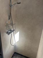 Badezimmer mit Dusche im Ferienhaus Bokhultet im Naturreservat Bokhultet - Hus Bokhultet - Top-Hundeurlaub