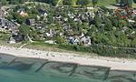 Luftaufnahme einer Küstenregion mit Wohnhäusern - Sanddornhus - Top-Hundeurlaub