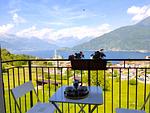 ausgelassen Frühstücken auf dem Balkon mit herrlicher Aussicht auf den See und die Bergkulisse - Paola - Top-Hundeurlaub
