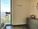 modernes Schlafzimmer mit Balkon - Paola - Top-Hundeurlaub