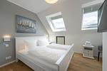 Schlafzimmer - Ferienhaus LEE - Vogteihof am Bodden - Top-Hundeurlaub