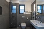 Badezimmer - Ferienhaus LEE - Vogteihof am Bodden - Top-Hundeurlaub