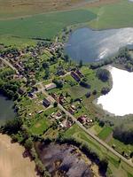 Urlaub mit Hund im Ferienhaus Swölke mit eigenem eingezäunten Garten in der Feldberger Seenlandschaft  - Top-Hundeurlaub