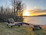 Sonnenuntergang am See bei Holmsjö – Natururlaub nahe dem Ferienhaus Stensjö in Småland - Ferienhaus Stensjö - Top-Hundeurlaub