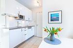 Wohn-/ Essbereich mit Küchenzeile - Villa Hartenberger Apartment 4 - Top-Hundeurlaub
