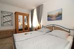 Schlafzimmer - Haus Kühlung Fewo 3 - Top-Hundeurlaub