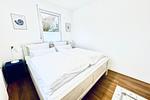 Schlafzimmer Frontalansicht - Ferienwohnung blaue Koje - Top-Hundeurlaub