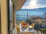 Balkon mit tollem Ausblick auf Berge und Nachbarschaft - Oasi Mera - Top-Hundeurlaub