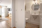 Badezimmer - Ferienwohnung Blick auf die Eckernförder Bucht - Top-Hundeurlaub