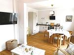Villa Johanna App. 3 - großzügiges Ferienappartement mit Balkon & Weitblick über den Niendorfer Hafen - Top-Hundeurlaub