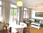 Villa Johanna App. 3 - großzügiges Ferienappartement mit Balkon & Weitblick über den Niendorfer Hafen - Top-Hundeurlaub