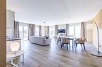 Ferienwohnung Boddendeck Ostseebad Wustrow ZweiWasser Alte Seefahrtschule Lichtdurchflutetes Wohnzimmer - Boddendeck - Top-Hundeurlaub