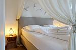 Schlafzimmer - Sylter Stubn(R) - Top-Hundeurlaub