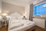 Schlafzimmer UG - Listend Blick - Top-Hundeurlaub