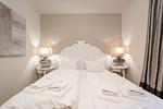 Schlafzimmer UG - Listend Blick - Top-Hundeurlaub
