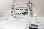 Schlafzimmer - Haus Christopher Whg. 1 - Top-Hundeurlaub