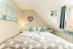 Schlafzimmer - Tunghörn Hüs Whg. 8, 1.OG - Top-Hundeurlaub