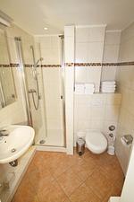 Badezimmer - Haus Käpt`n Hein Cors Whg. 4 OG/DG - Top-Hundeurlaub